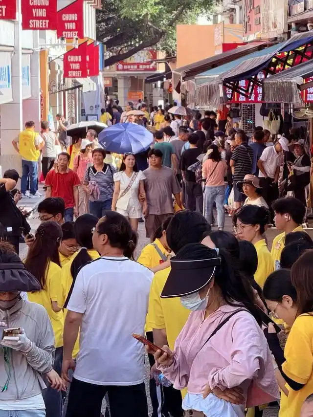 半边深圳半边香港——中英街游玩购物攻略(图2)